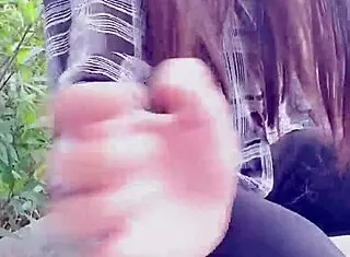 Pseudo gadis tingting nafsu tengah hari pakai baju perempuan luar rumah kencing liar!