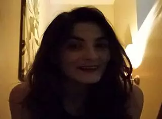 Mollyjanexxx shares BACKSTAGE update 4. She's TRYING TO EXPLAIN her big natural tits housewife life on Aug 15 2024.