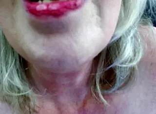 Talking about tongue fucking asses! First I tell Michael I will eat his ass then turn around for him to enjoy my balloon knot.