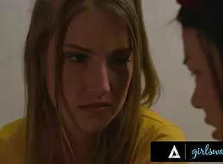 Girlsway busty milf therapist lexi luna licks 18 yo asian lulu chu to multiple orgasms in lesbian session.