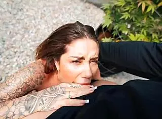 Sexy hot outdoor blowjob ends with cumshot from Sara Blonde