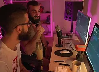 Oh man, today with jaxrton wheler in bdsm and dominacion classes as porno producer.