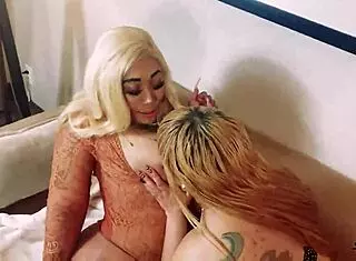 Wow, First Time Tasting Juicy French Pussy In Ebony Lesbian Encounter With Big Tits And Ass!