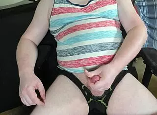 hey check this redhead hunk out in his slippery solo lubed massage show, so close up and naked! 🔥