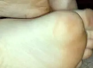 homemade barefoot footjob ends with huge cumshot explosion
