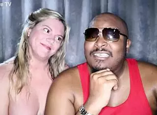 sharing tales of my sweet succubus entering the playhouse scene