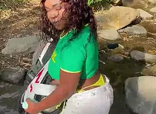 Helping stranger Latina with big ass leads to outdoor forest sex with big monster cock cumshot almost getting caught Brazilian style.