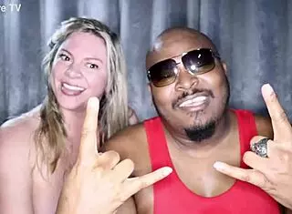 sharing tales of my sweet succubus entering the playhouse scene