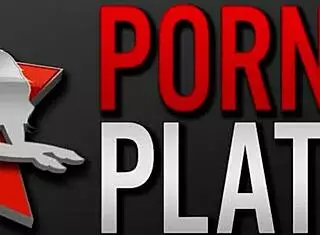 Blonde Skinny Slut Heather Starlet Shows Sexy Tits