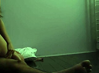 म्यांमार की हॉर्नी कॉलेज गर्ल ने बड़ी गांड पर काउगर्ल चुदाई की घरेलू एशियन में