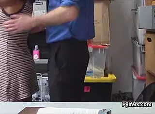 Frizzy-haired ebony teen 18+ sucks patrolman's cock