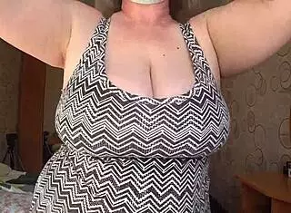 big gorgeous tits swing in close-up as this curvy bbw milf gets horny and shows off her saggy natural boobs solo