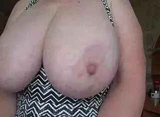 big gorgeous tits swing in close-up as this curvy bbw milf gets horny and shows off her saggy natural boobs solo