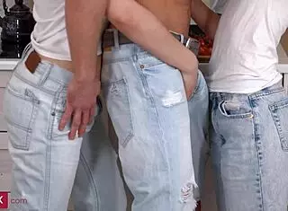 do you want to watch tea mint and thea lun sharing a hard dick in bisexual threesome?