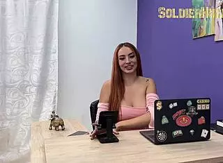 She Begs for Rough Doggystyle Fuck from Soldierhugecock Before Recording Starts!