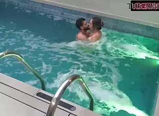 Dialogic She wanted to fight at the motel but after a good fuck in the pool she calmed down.