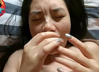 This 19-year-old Chinese university girl eats cum before class in homemade video