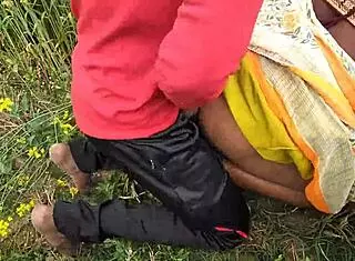 Indian Outdoor Sex With Desi Teen 18+ Fucking In Hindi Language