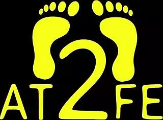 Giggles Feet Get Sandy At The Beach On Beat2feetcom