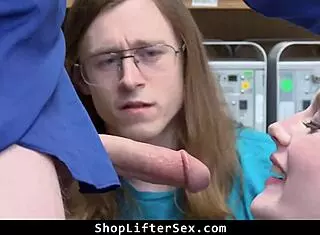 brat teen steals jewelry worth 15000 and faces shopliftersex questioning