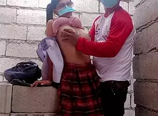 i love when this pinay college babe gets fucked in abandoned site.