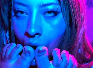 Smoking Latina Worships Feet Nonstop