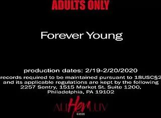 Blonde Milf And Brunette Babe In Erotic Lesbian Fingering And Scissoring For Orgasm Teaser