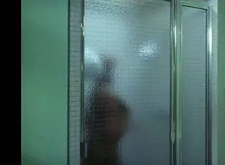 hey, why is this sexy ebony girl showering in hd like in kolchak the night stalker?
