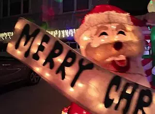 Ho ho ho I Lulu Chu ride Porndude's north pole merrily