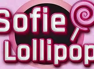 amateur crossdressing transsexual babe teases with huge dildo in fat curvy solo session using toys