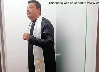 Paty Bumbum Marries Famous Brazilian Dwarf Ze Pequeno on Honeymoon with Intense Anal Action