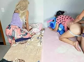 Stepdad fucks wife in front of stepdaughter contrasting taboo family first time