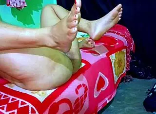 Find My Desi Indian Little 18+ Stepsister On Bed And Fucked Deep And Hard