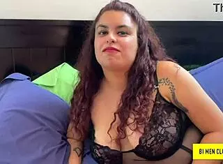 Chubby Argentinian girl fucked by horny taxi driver in car