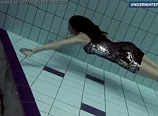 flashing those bright tits underwater gets everyone so turned on 😏