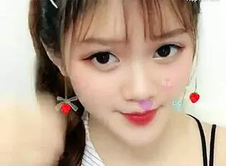 Cute Sexy Korean Girl Livestreams On Uplive