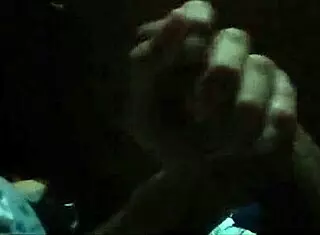 novinho pauzudo gozando na punheta gostoso in first time solo