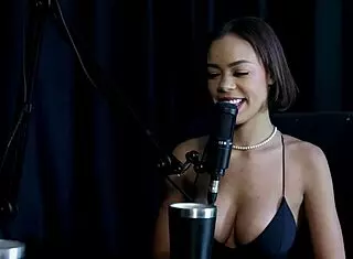 what are alice vasconcelos best moments in papo prive on sheer red