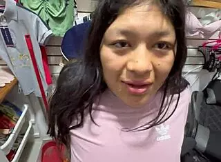 Me Folle A Vendedora De Calzones Del Mercado En El Centro De Lima