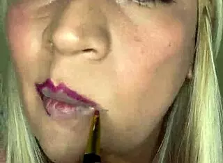 hey, watch me apply makeup beautifully for my viewers