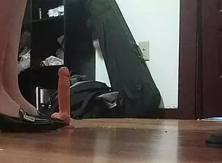 I, uh, love crushing that cock with my high heels in this fetish solo...