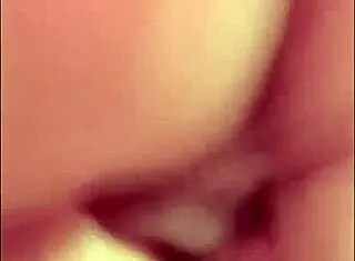 Se Graba Sin Bragas Para Buscar Al Primer Hombre Que Le Haga Un ANAL PROFUNDO. Colombian Milf Secretary Upskirt Action in Skirt.