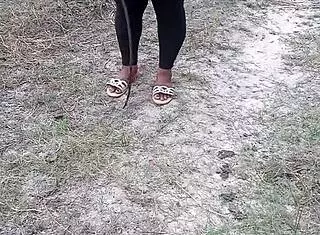 i fucked the pretty girl that lost her way in the bush