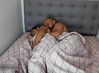 Can't sleep without dad home so I ask stepmom to join me and end up fucking her like a whore - Spanish porn.