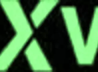 She shows off her natural tits and squirting culazo in a hot display.