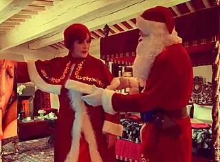 Granny Carmen's Christmas Suck And Ride!