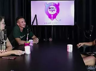 Compilados Da Val Mineirinha No Bora Cast Com Bruna Carlos Watch On Sheer Red