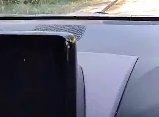 pulled over for a quick naughty rub in public layby... oh man, i couldnt hold back