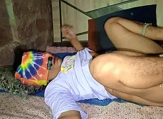 bhabhi ko raat me jor se choda in house with hindi audio step sister ki chudai