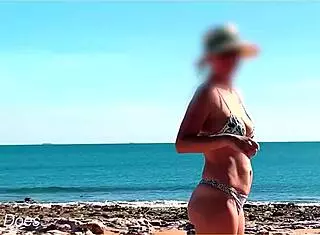 Wifey Boldly Flashes Big Tits In Bikini At Public Beach